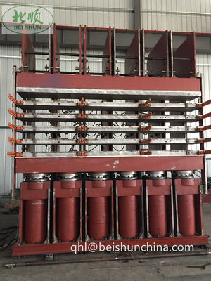 좋은 가격 SGS PLC 수압 펄커니제이션 프레스 제조용 트럭 리트레이드 타이어 발판 온라인으로