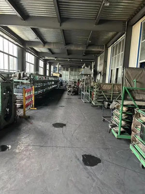 좋은 가격 저비용 모터사이클 타이어 제조 기계 생산 프로세스 라인 및 필요한 기계 온라인으로