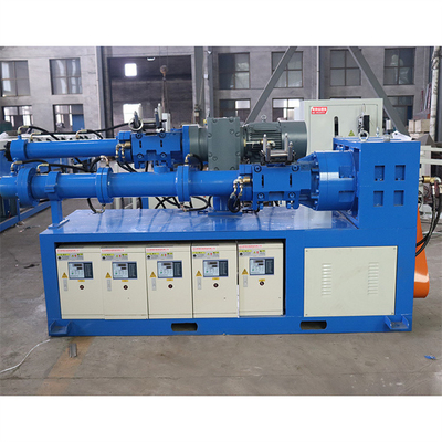 내구성 1000mm 작업 길이 300mm 앞 나사 지름과 고무 extruder 기계